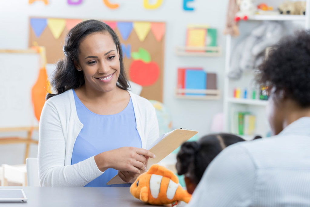 que noticias escolares son relevantes para padres y estudiantes en la actualidad