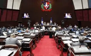 Abinader devuelve proyecto de ley al Congreso