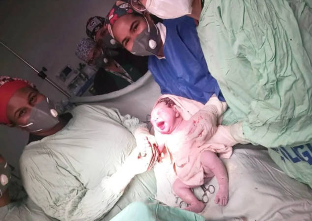 yaidelyn primer bebe nacido en 2026 en republica dominicana esta sano