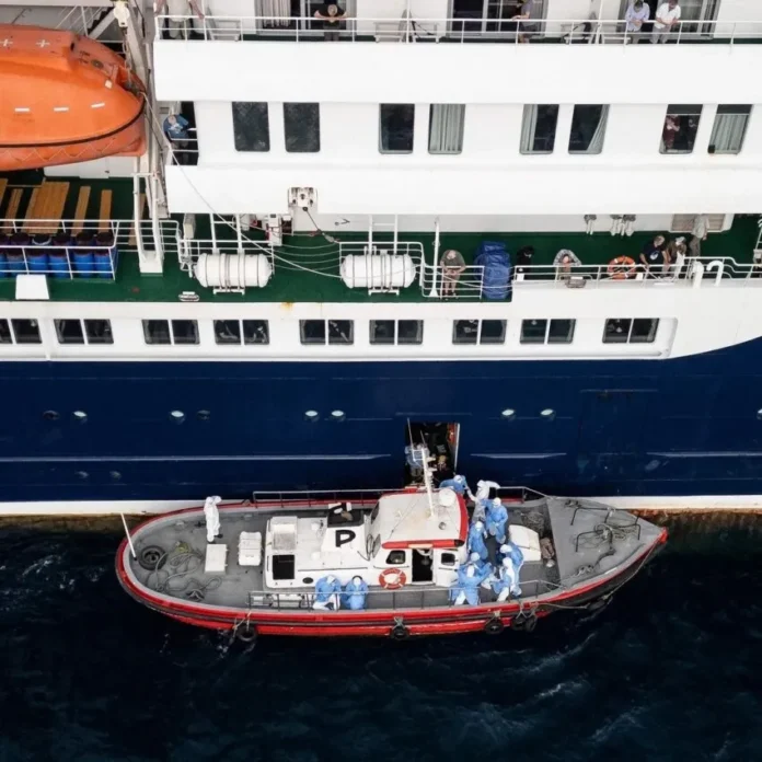 Evacuación del MV Hondius en Tenerife.
