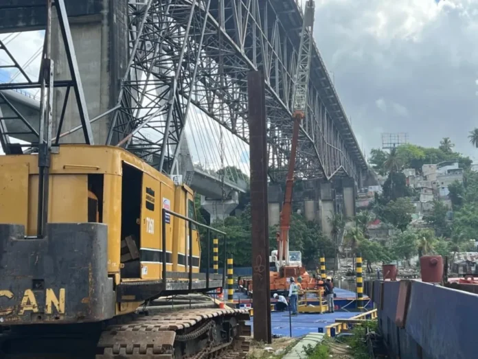 Reparación del puente La 17 en progreso.