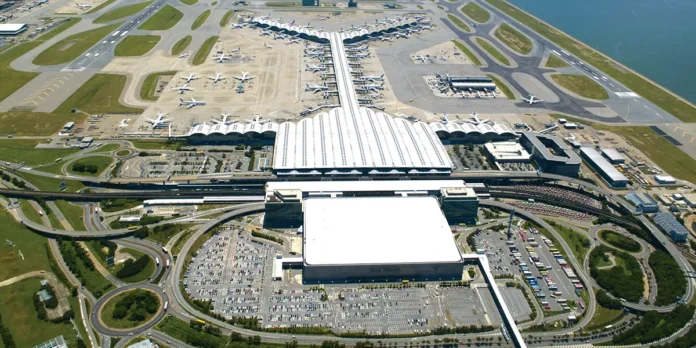 Reapertura de terminal 2 en Hong Kong