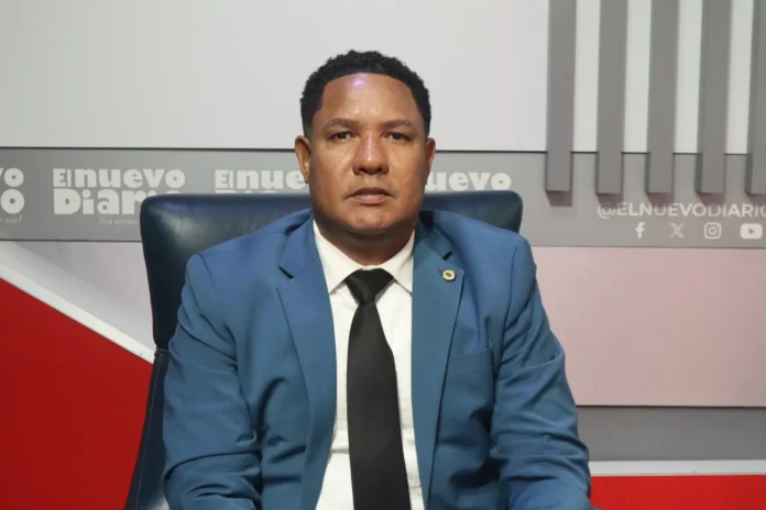 Abogado advierte sobre libertad de expresión.