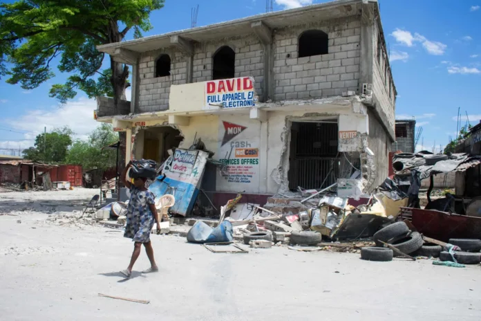 Evacuación de hospital en Haití por violencia.