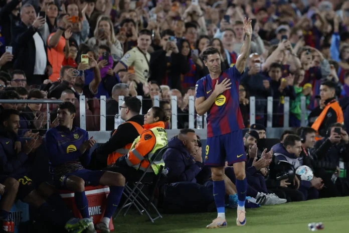 Raphinha celebra su doblete en el partido.