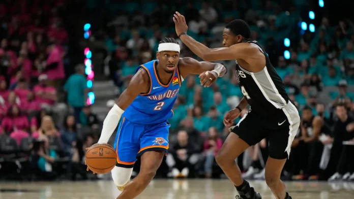 Oklahoma City Thunder celebra victoria sobre Spurs