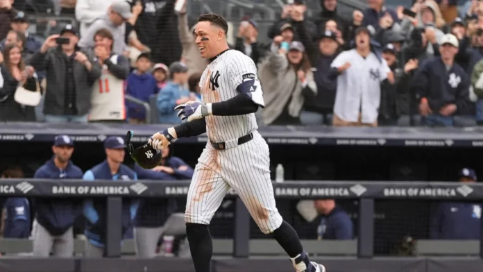 Aaron Judge jonrón Yankees vencen Rays
