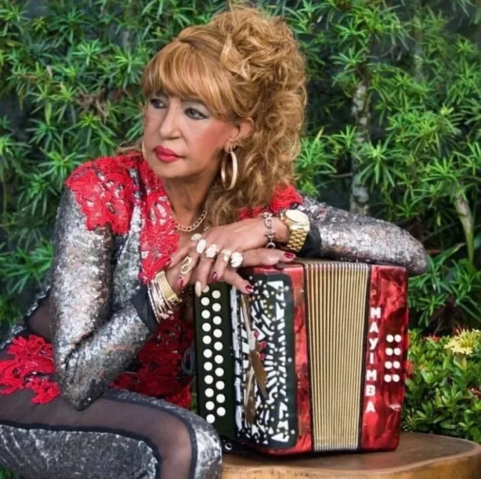 Fefita La Grande y Camboy Estévez en concierto