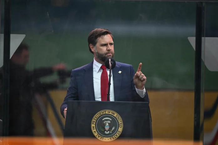 JD Vance elogia a Marco Rubio en rueda de prensa.