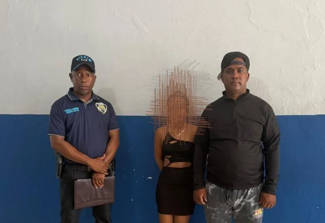 Policía encuentra adolescente desaparecida en Samaná.