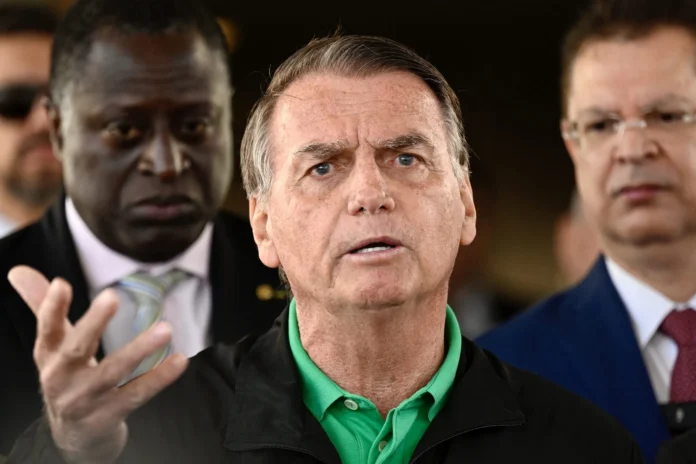 Bolsonaro busca anular condena por golpismo