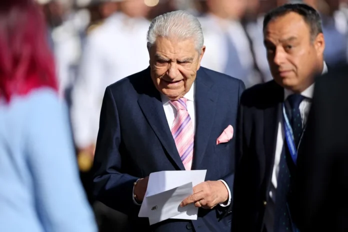 Don Francisco regresa a Univision con entrevistas