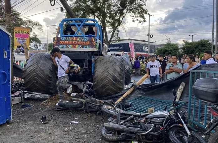 Accidente fatal en espectáculo automovilístico colombiano.