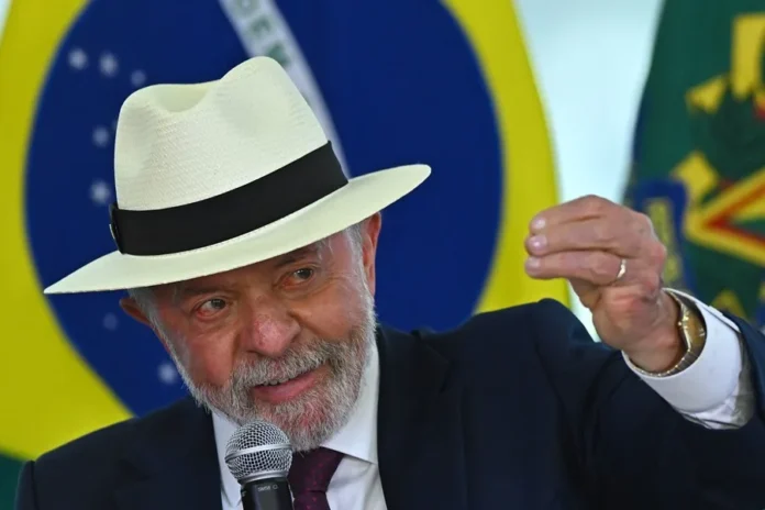 Lula y Bolsonaro en sondeo electoral Brasil