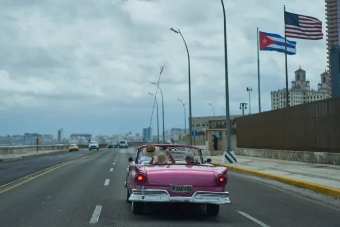 Cuba flexibiliza su política migratoria actual.
