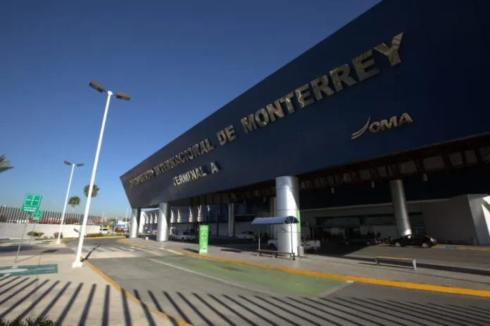 México restringe entrada por brote de ébola