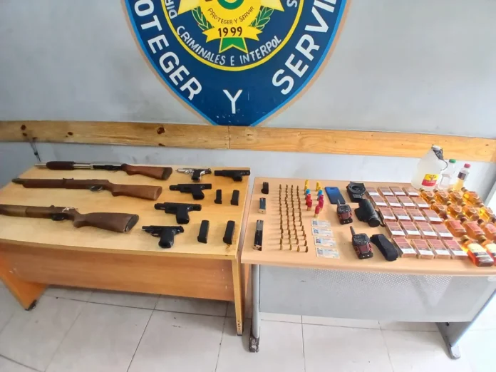 Arrestos y armas ocupadas en Barahona