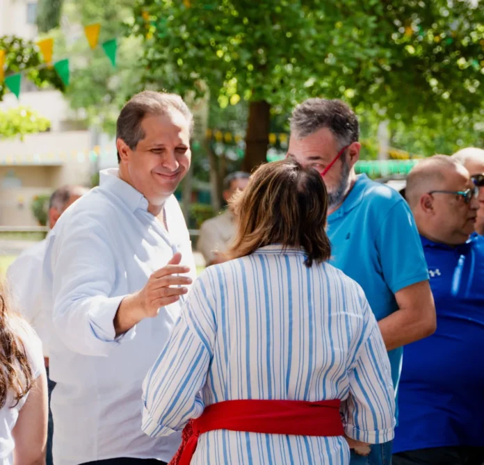 Víctor Atallah, líder en salud pública.