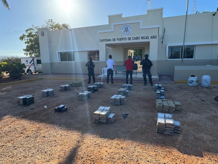 Operativo antidrogas en Pedernales, arrestos realizados