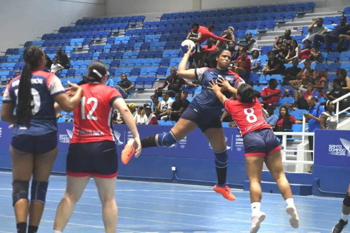 República Dominicana y Puerto Rico triunfan en balonmano.