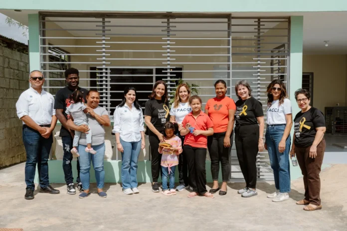 Entrega de vivienda a niña con cáncer