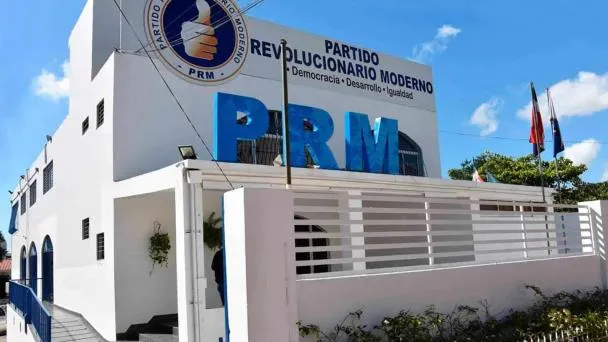 Tensión interna en PRM por prórroga.
