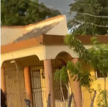 Hombre encontrado muerto en cubeta de agua