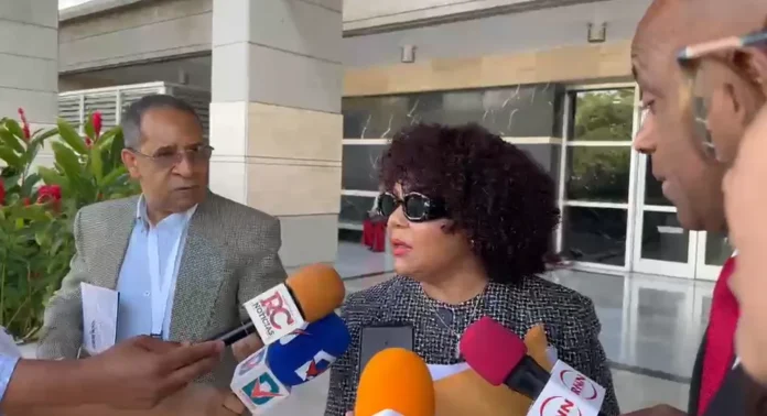 Cheddy García en la Procuraduría General.
