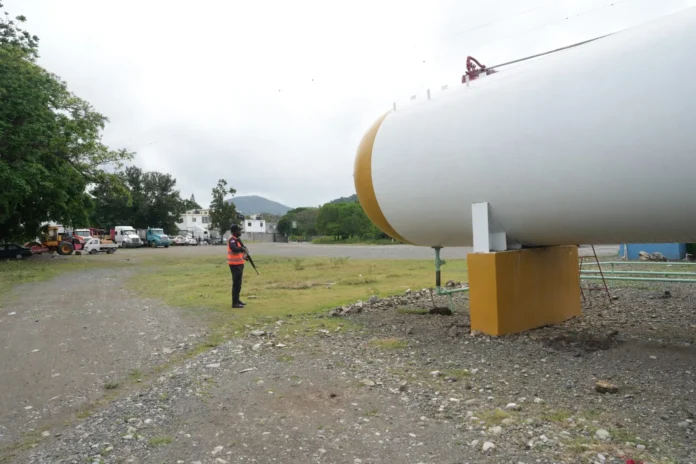 Envasadoras de gas clausuradas por seguridad.