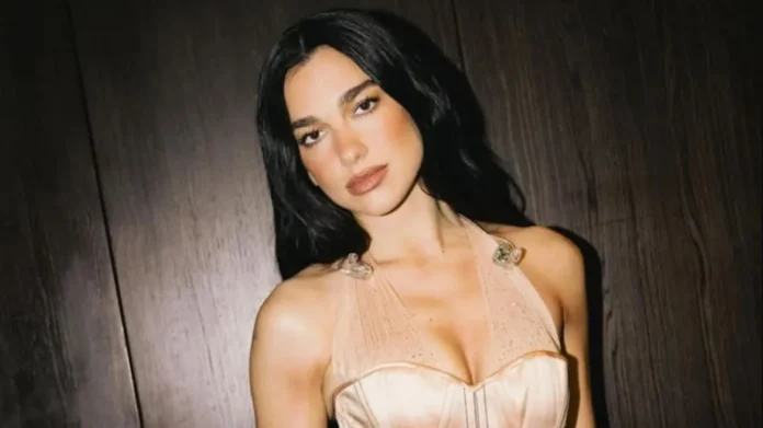 Dua Lipa en concierto en México.