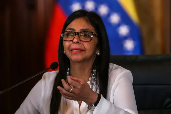 Delcy Rodríguez pide fin de sanciones.