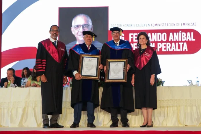 Otorgamiento de Doctorado Honoris Causa