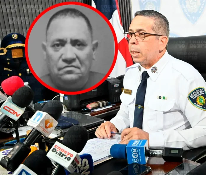 Policía investiga muerte de oficial retirado