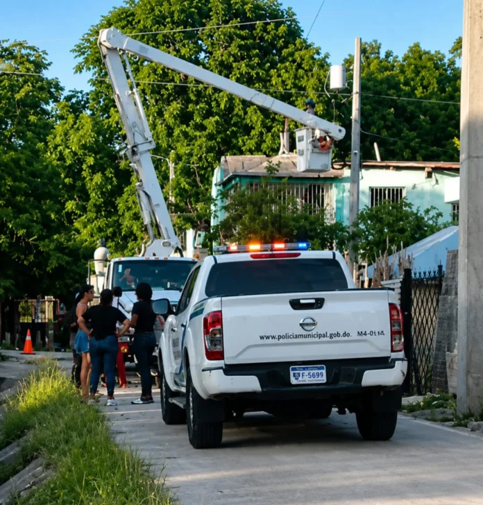 Edesur restablece electricidad en Palo Alto.