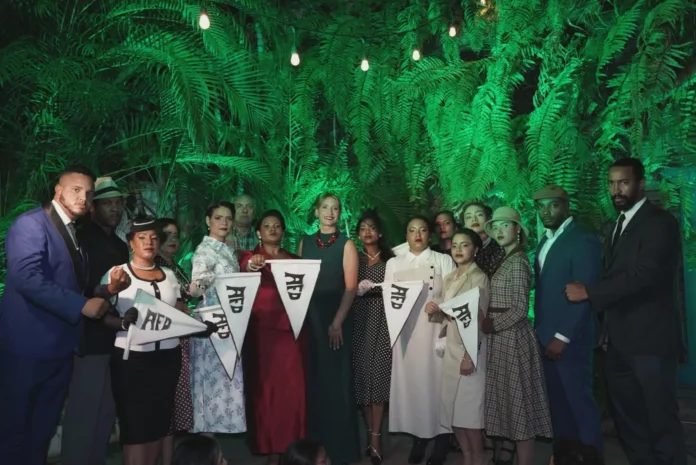 Celebración del voto femenino en Dominicana.