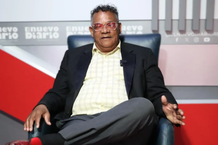 César Núñez critica a Junior Santos.