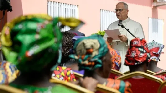 Papa pide paz en el Sahel tras violencia.