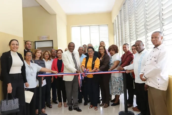 Inauguración de aula inteligente en UASD.