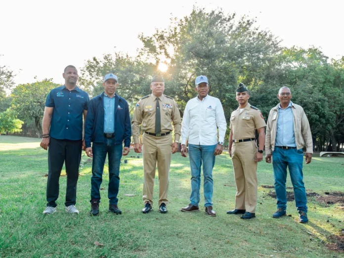 Fuerzas Armadas reforestan 100,000 árboles.