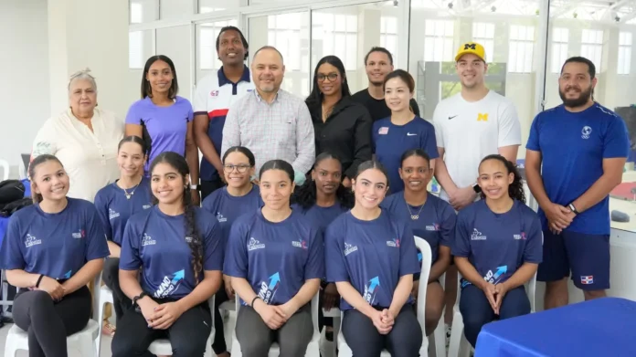 Equipo femenino de gimnasia para Santo Domingo 2026