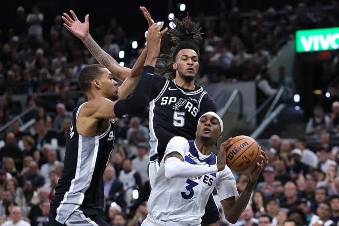 Wembanyama brilla en victoria de Spurs