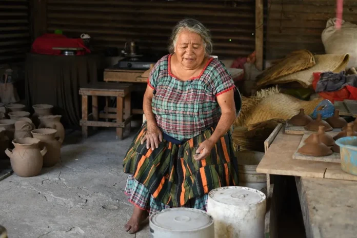 Pobreza en Guatemala afecta al 56% de población