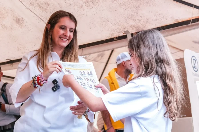 Paloma Valencia vota en Bogotá para presidencia.