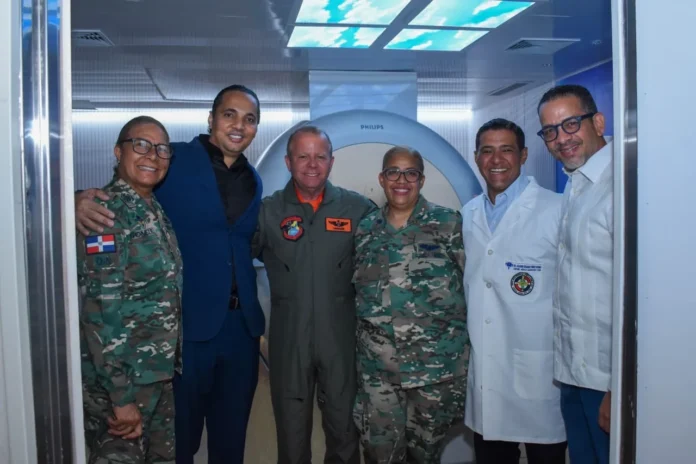 Nuevo equipo de resonancia magnética en hospital.