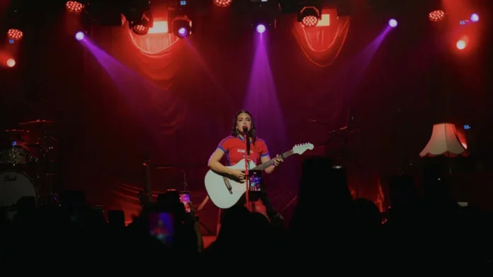 Zhamira en su primer concierto en Dominicana