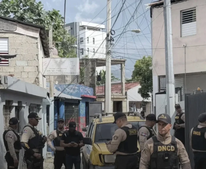 Desmantelamiento de red de microtráfico en Santiago