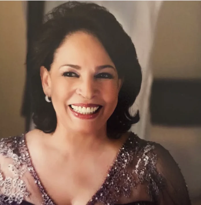 Celine Toribio y su madre Dalila Almánzar
