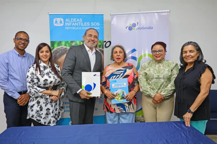 Aldeas Infantiles SOS y Profamilia firman alianza.
