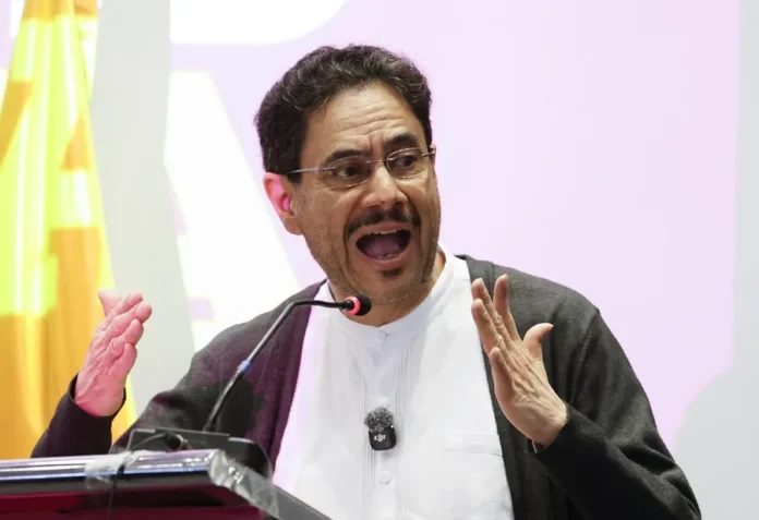 Iván Cepeda rechaza resultados electorales en Colombia.