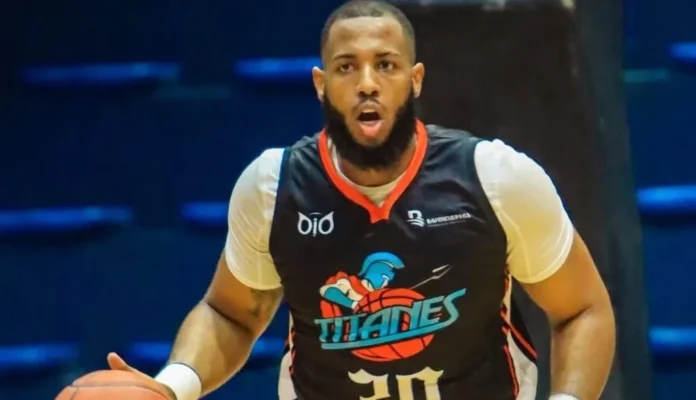 Titanes vencen a Reales en emocionante partido.